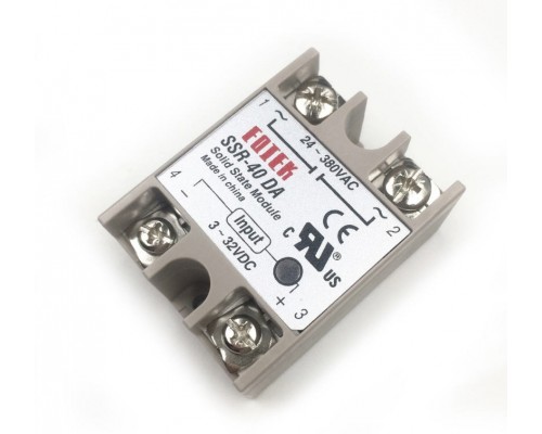 Digitální PID regulátor REX-C100FK02, 230V AC napájení.